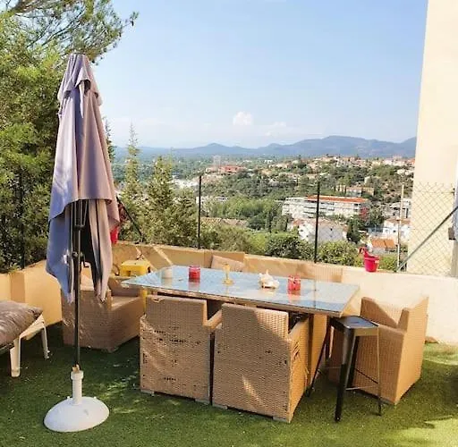 Appart Pour 6Personnes Avec Jardin A Saint Raphael *